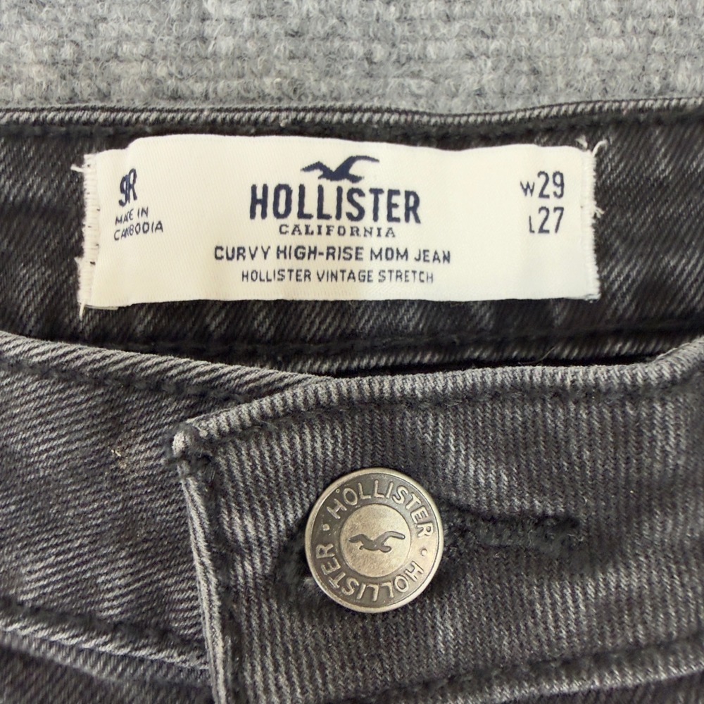 Hollister Curvy High-Rise Mom Jean Vintage Stretch Black Size 9R W29 L27